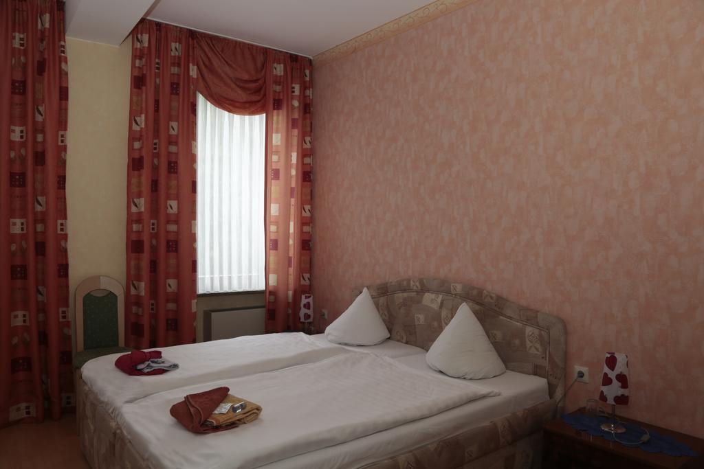 ホテル ゼッセルリフト コブレンツ 部屋 写真
